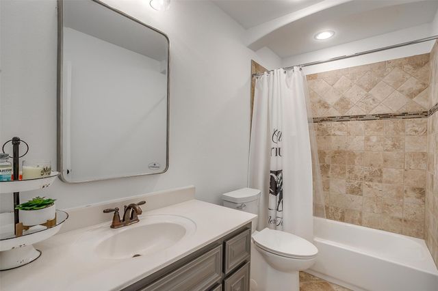 1030 Crown Valley Drive, Weatherford, TX 76087