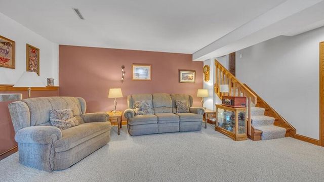 332 River Oaks DRIVE, Sheboygan Falls, WI 53085