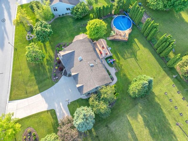 332 River Oaks DRIVE, Sheboygan Falls, WI 53085