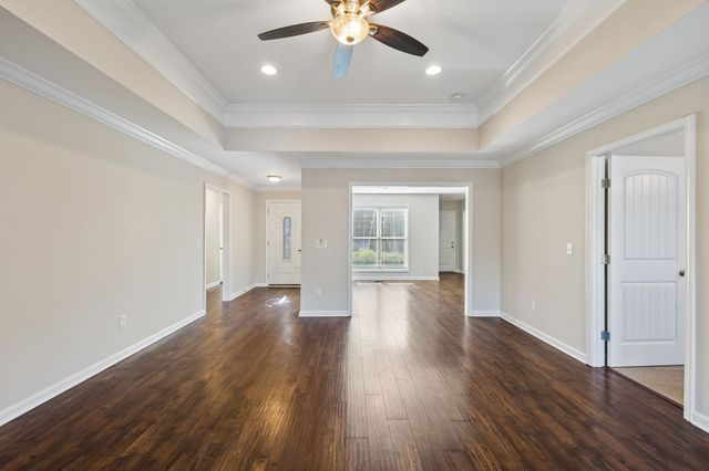 525 Bob Perry Rd, Bethpage, TN 37022