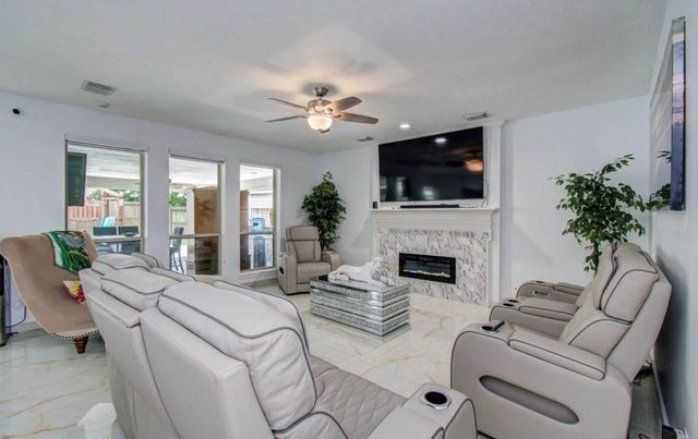 7826 Granite Ridge Lane, Houston, TX 77095