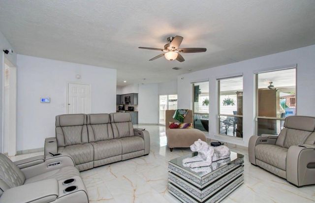 7826 Granite Ridge Lane, Houston, TX 77095