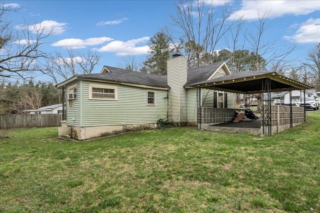 212 Saint Clair St, Tracy City, TN 37387