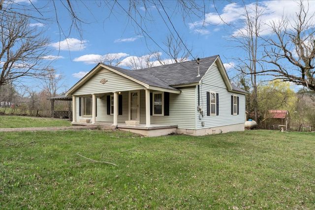 212 Saint Clair St, Tracy City, TN 37387