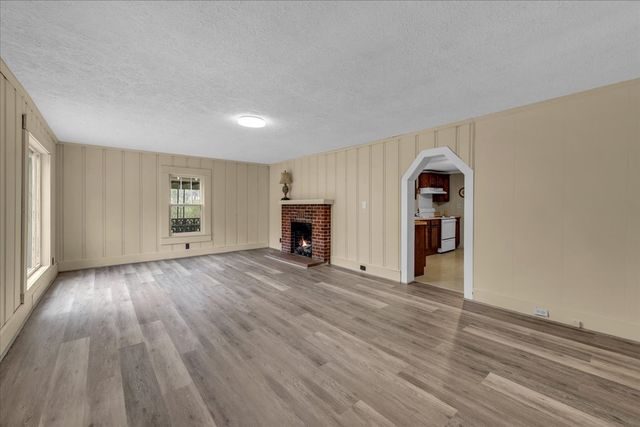 212 Saint Clair St, Tracy City, TN 37387