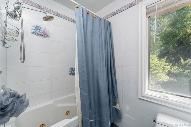 2 Spring Hill Road, Saint James, NY 11780
