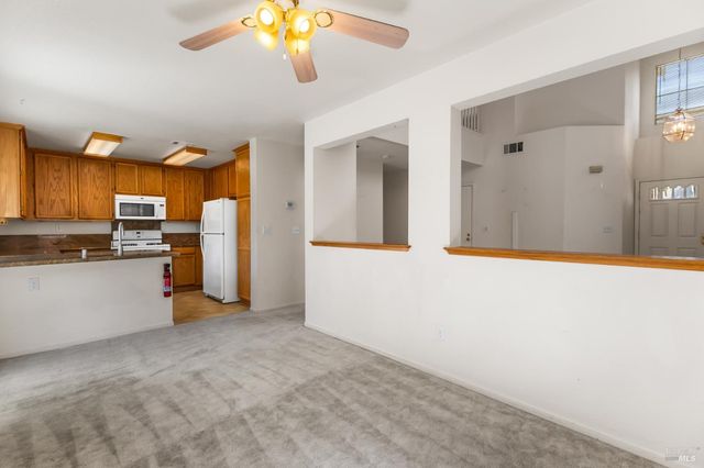 1109 Syracuse Cir, Vacaville, CA 95687