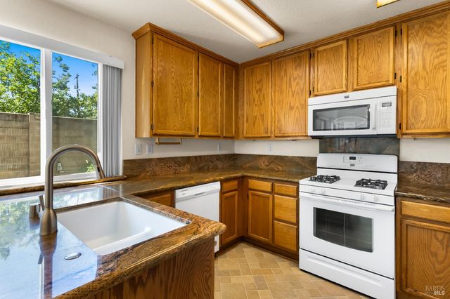 1109 Syracuse Cir, Vacaville, CA 95687