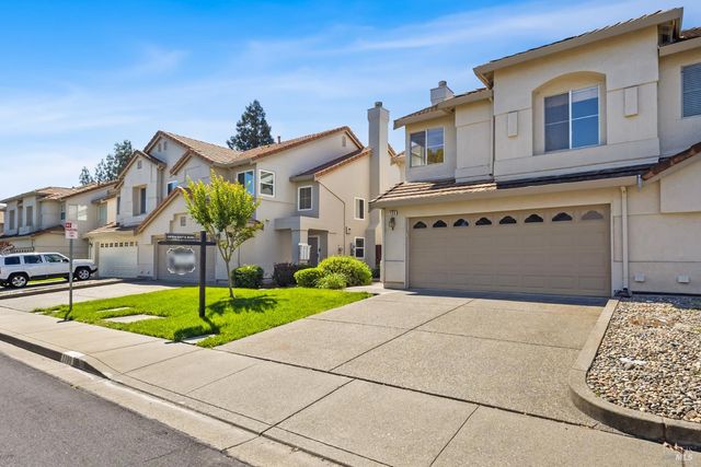 1109 Syracuse Cir, Vacaville, CA 95687