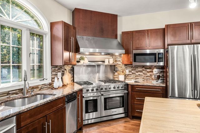 1204 Broadway, Haverhill, MA 01832