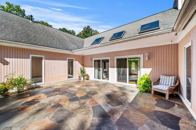 1204 Broadway, Haverhill, MA 01832