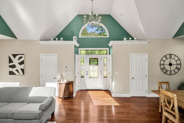 1204 Broadway, Haverhill, MA 01832