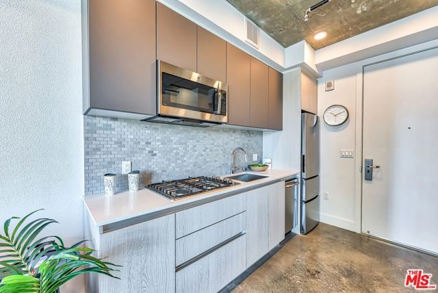 3838 Dunn Drive 227, Culver City, CA 90232