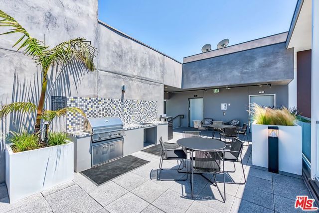 3838 Dunn Drive 227, Culver City, CA 90232