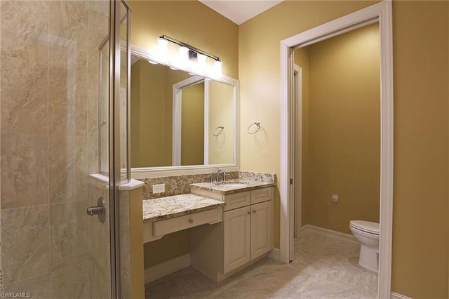 8181 Venetian Pointe DR, Fort Myers, FL 33908