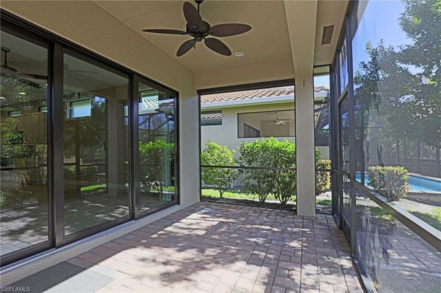 8181 Venetian Pointe DR, Fort Myers, FL 33908