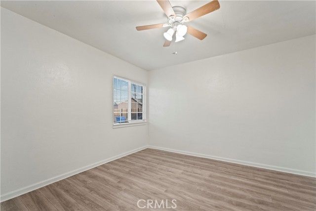 536 E Fredricks, Barstow, CA 92311