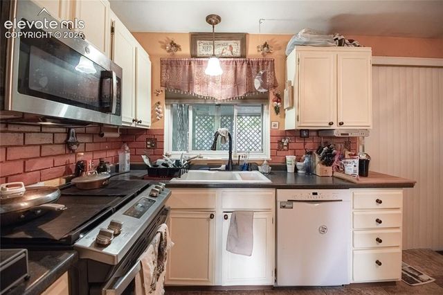 4822 Bailey Place, Colorado Springs, CO 80916