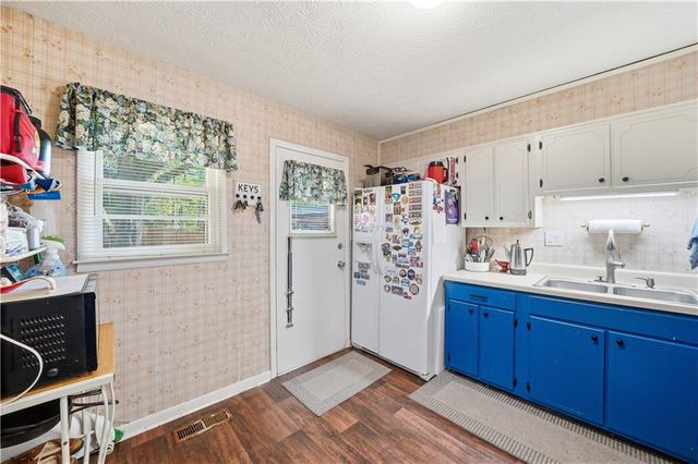 3241 Wildwood SW Drive, Marietta, GA 30060