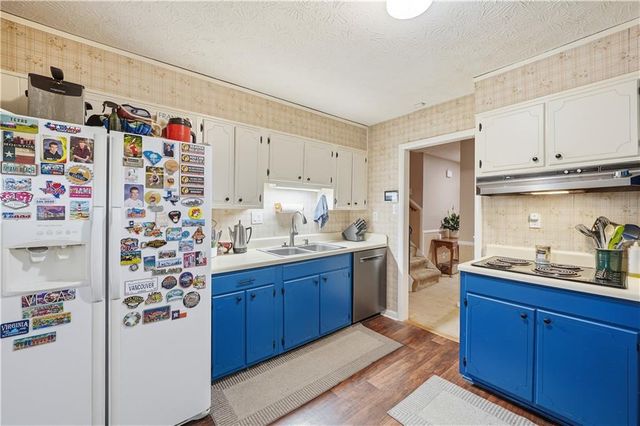 3241 Wildwood SW Drive, Marietta, GA 30060