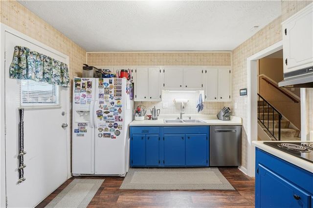 3241 Wildwood SW Drive, Marietta, GA 30060