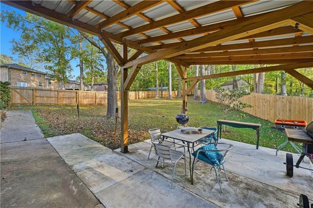 3241 Wildwood SW Drive, Marietta, GA 30060