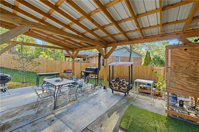 3241 Wildwood SW Drive, Marietta, GA 30060