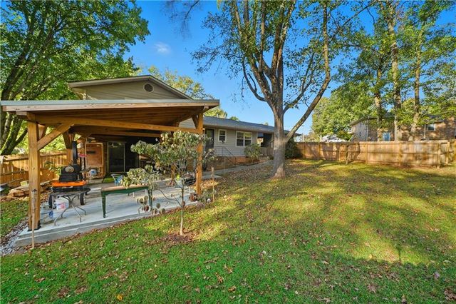 3241 Wildwood SW Drive, Marietta, GA 30060