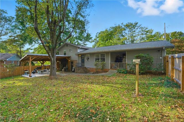 3241 Wildwood SW Drive, Marietta, GA 30060