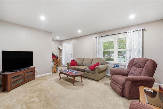 3241 Wildwood SW Drive, Marietta, GA 30060