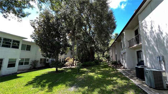 632 PAVARE COURT 632, Winter Haven, FL 33884