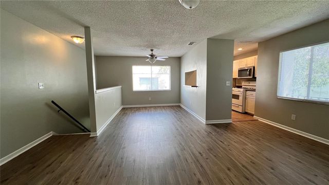 632 PAVARE COURT 632, Winter Haven, FL 33884