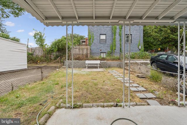 24 55TH ST NE, Washington, DC 20019