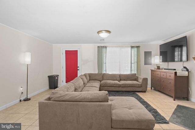 12385 MANCHESTER WAY, Woodbridge, VA 22192