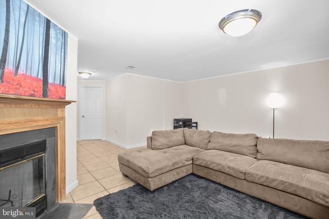 12385 MANCHESTER WAY, Woodbridge, VA 22192