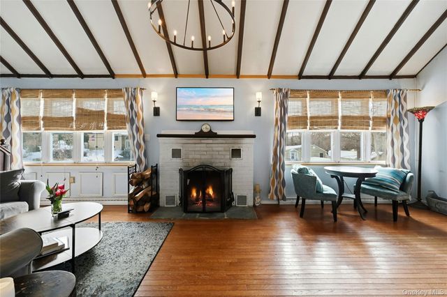 20 Lawrence Drive, Sound Beach, NY 11789