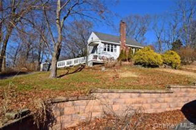 20 Lawrence Drive, Sound Beach, NY 11789