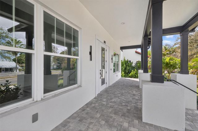 842 30TH AVENUE, St Petersburg, FL 33704