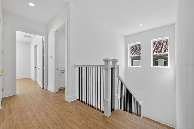 842 30TH AVENUE, St Petersburg, FL 33704