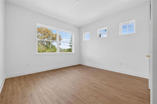 842 30TH AVENUE, St Petersburg, FL 33704