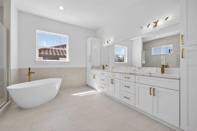 842 30TH AVENUE, St Petersburg, FL 33704