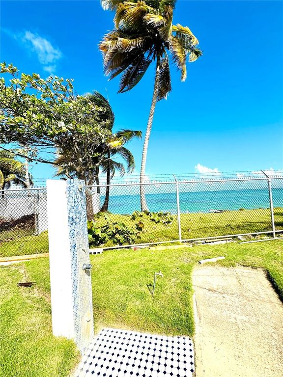 Image 32 of property listing at COND COSTAMAR BEACH VILLAGE CO-203, Loiza, PR 00772