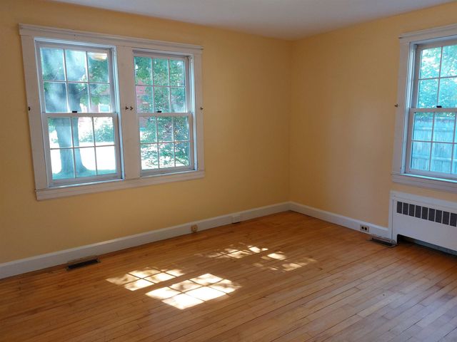 25 Greenwood Avenue, Keene, NH 03431