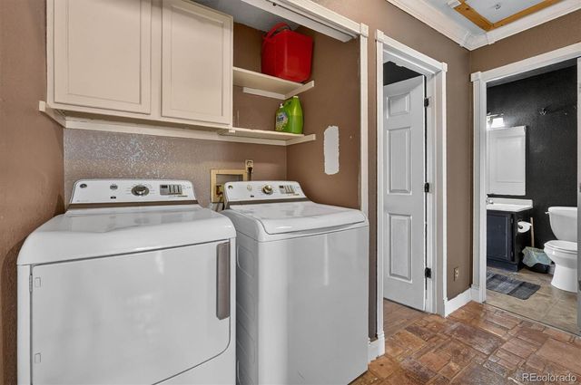 9431 Lou Drive, Denver, CO 80260