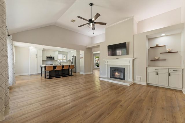 519 Rams Bottom Court, Spring, TX 77388