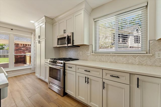 519 Rams Bottom Court, Spring, TX 77388