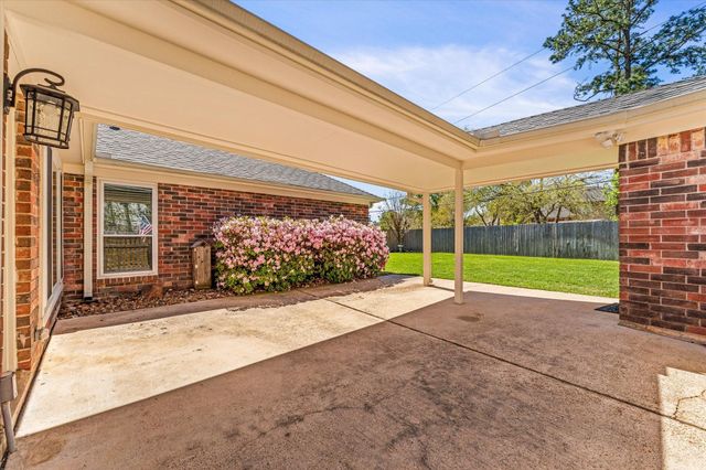 519 Rams Bottom Court, Spring, TX 77388