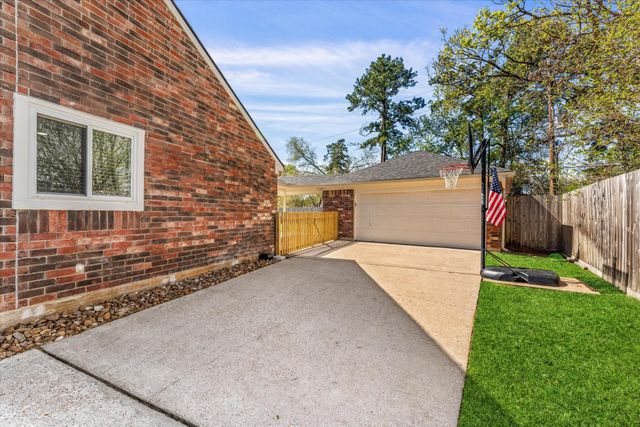 519 Rams Bottom Court, Spring, TX 77388