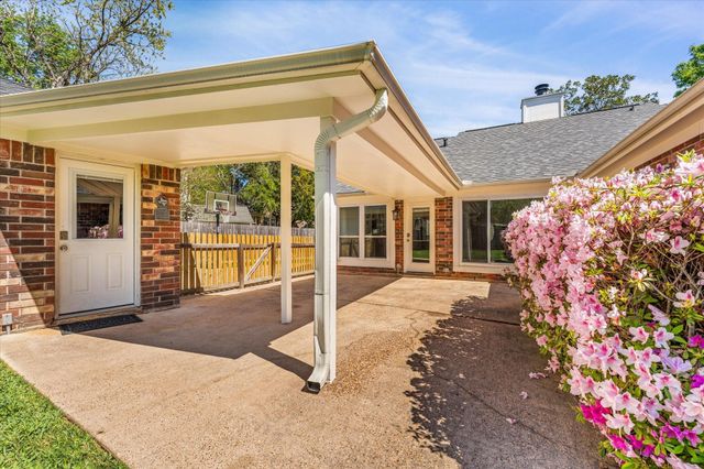 519 Rams Bottom Court, Spring, TX 77388