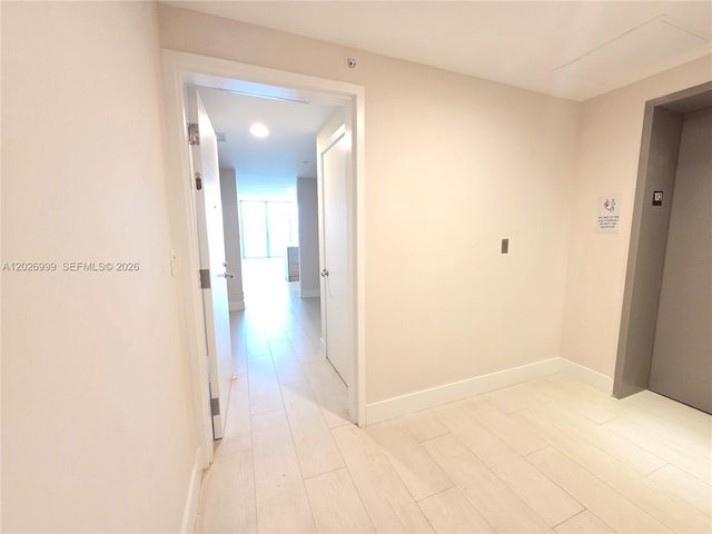 16385 Biscayne Blvd 1019, North Miami Beach, FL 33160